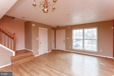 7442 Catterick Ct, Windsor Mill, MD 21244 - photo 5