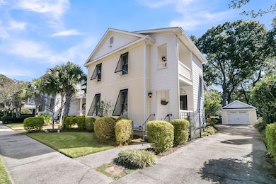 1050 Loyalist Ln, Mount Pleasant, SC 29464 - photo 2