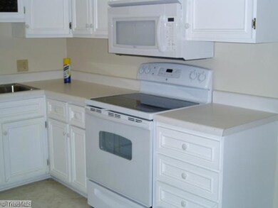 Kitchen. New stove and microwave!