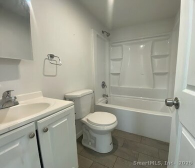 22 Brewster St unit D, Waterbury, CT 06704 - photo 2