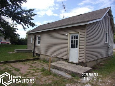 306 Park St, Lanesboro, IA - photo 4