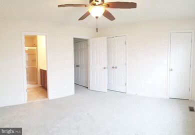 15651 John Diskin Cir, Woodbridge, VA 22191 - photo 5