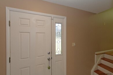 124 Horstman Dr, Schenectady, NY 12302 - photo 6