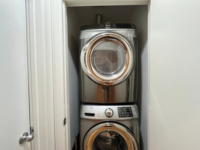 11315 Main St unit 1304, Houston, TX 77025 - photo 3