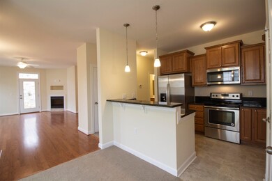 50 Windgate Cir unit 102, Fishersville, VA 22939 - photo 6