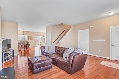 721 Pin Oak Ct, Prince Frederick, MD 20678 - photo 4