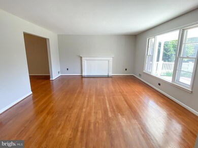 314 Valley Brook Dr, Silver Spring, MD 20904 - photo 7