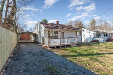 1101 Hickory Ave, Greensboro, NC 27405 - photo 3