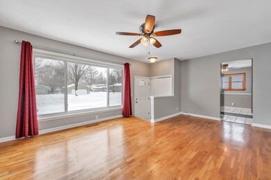 4910 Burchfield Ave, Lansing, MI 48910 - photo 3