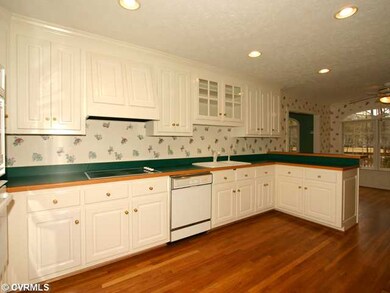 Kitchen - Updated Kitchen with Lots of Counter and