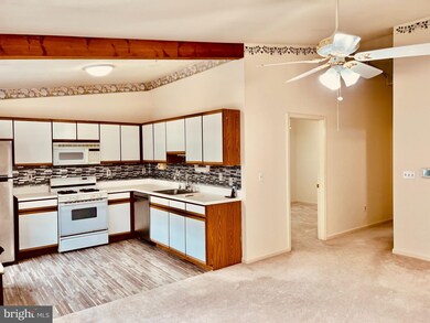 1825 Vincenza Dr unit F, Sykesville, MD 21784 - photo 7