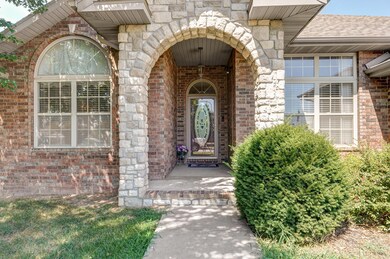703 N Ellen St-4