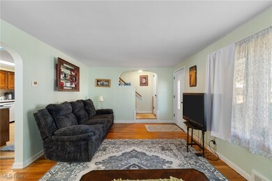 1306 Milford St NE, Canton, OH 44714 - photo 5