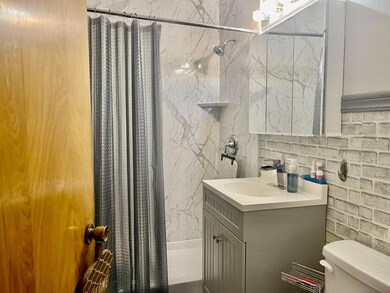 Full Hall Bath