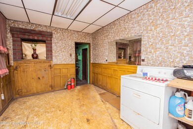 705 Landis St, Scranton, PA 18504 - photo 2