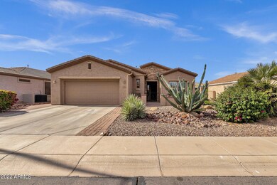 2-web-or-mls-4081-e-carob-dr