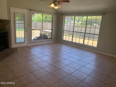 737 N Entrada St, Chandler, AZ 85226 - photo 4