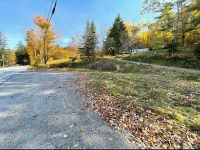 73 South St, Middletown Springs, VT 05757 - photo 2