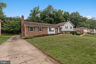 11501 Dundee Dr, Bowie, MD 20721 - photo 2