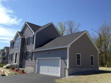 16 Lakeview Dr, Shirley, MA 01464 - photo 2