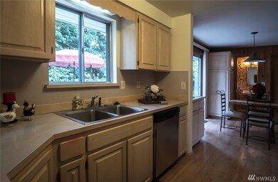 9008 229th St SW, Edmonds, WA 98026 - photo 3