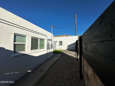 2531 Pershing Dr unit A, El Paso, TX 79903 - photo 2