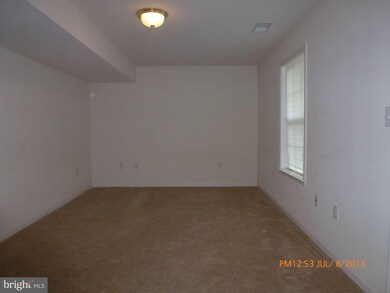 23 Babylonica Ct, Bunker Hill, WV 25413 - photo 5