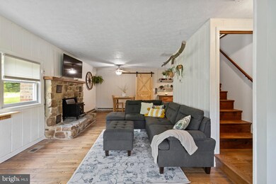 722 Deer Rapids Rd, Strasburg, VA 22657 - photo 3