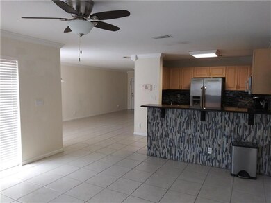 3297 Commodore kitchen