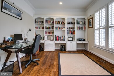 9109 Ridge Ln, Vienna, VA 22182 - photo 7