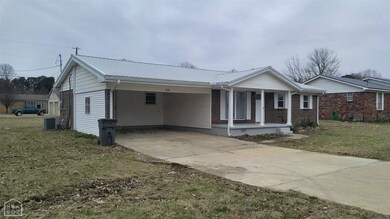 308 Magnolia Dr, Paragould, AR 72450 - photo 3