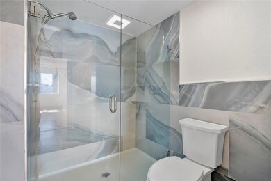Main bedroom bathroom