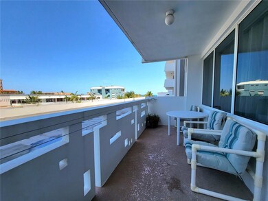 Hollywood Towers unit 303, Hollywood, FL 33019 - photo 3
