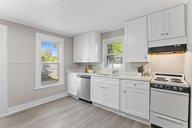 3654 Colfax Ave N, Minneapolis, MN 55412 - photo 7