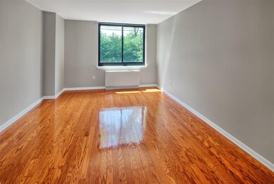 700 Grove St unit 4K, Jersey City, NJ 07310 - photo 7