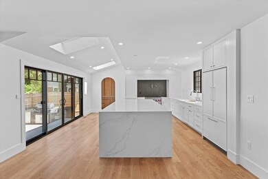 47 Purchase St, Newburyport, MA 01950 - photo 7