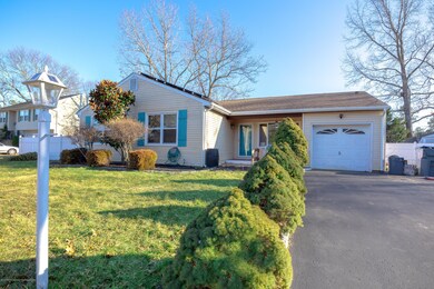 1808 Commonwealth Blvd, Toms River, NJ 08757 - photo 3