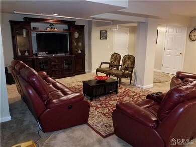 304 Vasser Dr, Piscataway, NJ 08854 - photo 5