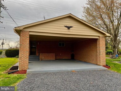 123 N 31st St, Purcellville, VA 20132 - photo 3