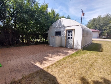 1417 4th Ave NE, Jamestown, ND 58401 - photo 5