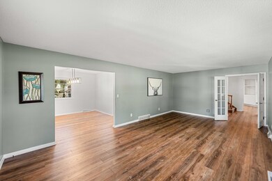 1145 20th St, West Des Moines, IA 50265-