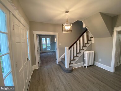 500 W High St, Womelsdorf, PA 19567 - photo 4