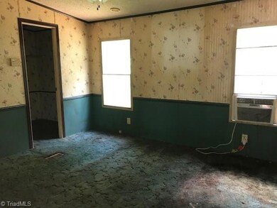 695 Ulah Ct, Asheboro, NC 27205 - photo 7