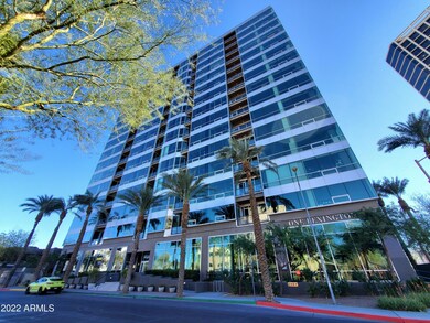 Lexington Ave 701 Building Exterior 4