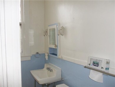 Full Bath. Full Bath In Front Apartment