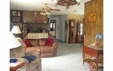 902 SW Paul Pearce Ln, Lake City, FL 32024 - photo 4