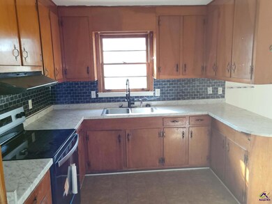 303 Sparta St, Warner Robins, GA 31088 - photo 6