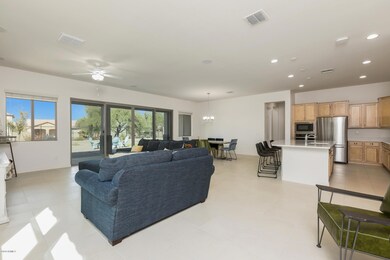 6) GREAT ROOM