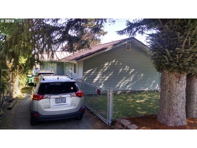 531 SE Dora St, Troutdale, OR 97060 - photo 2