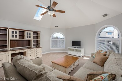 4228 Colton Cir, Naperville, IL 60564 - photo 6